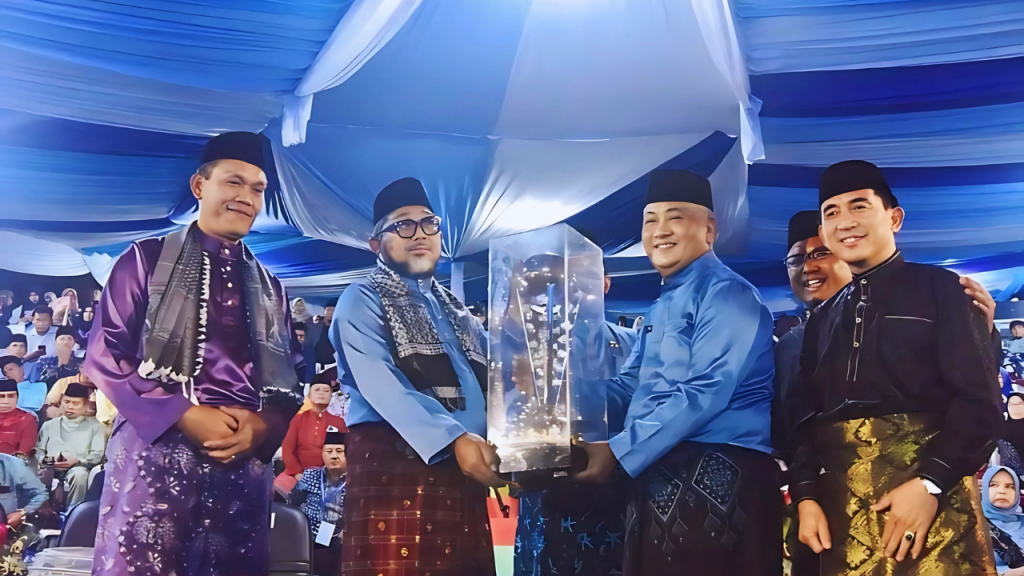 Penutupan MTQ Provinsi Jambi ke-53: "Drama di Tepi Danau Kerinci: Perebutan Gelar Juara MTQ Provinsi Jambi 2024"