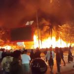 Gedung DPRD Makassar Dibakar Massa, 3 Orang Tewas